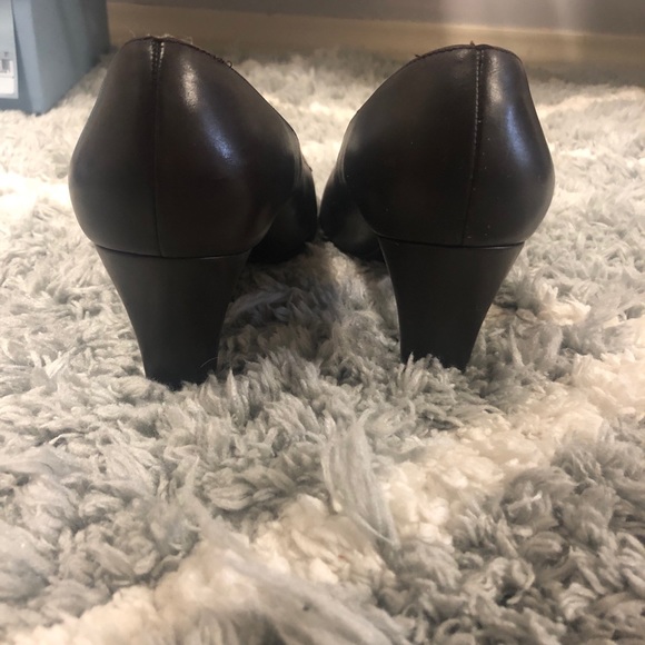 Vintage Salvatore Ferragamo Heels/pumps - Picture 6 of 6